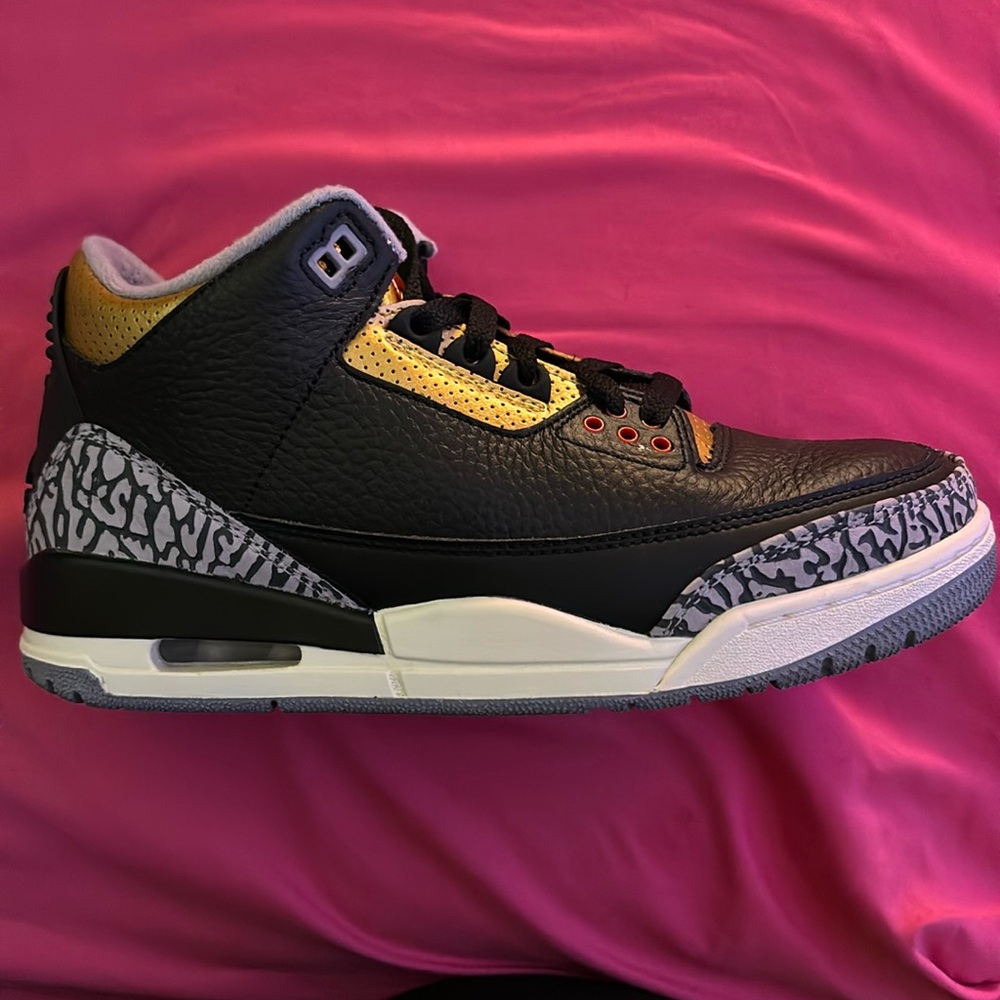 WMNS AIR JORDAN 3 RETRO